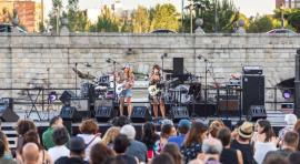 Poetas en el Puente de Segovia ©Álvaro López del Cerro 