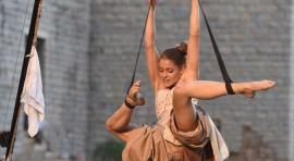 Los viajes de Bowa (Circo y magia). Espacio Abierto Quinta de los Molinos. 