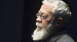 Quico Cadaval presenta en Naves del Español su espectáculo de café teatro 'Complejo de Edipo'