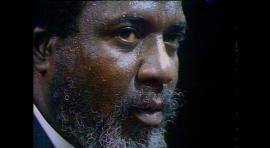 Fotograma del documental Rewind & Play (Alain Gomis, 2022)