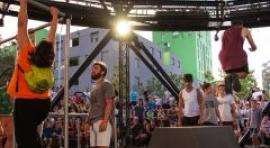 Acrobacia de altura: cuando el arte urbano se sube por las paredes 