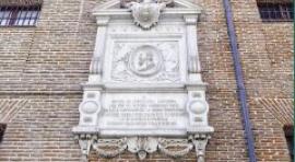 Arrancan las visitas a la tumba de Cervantes