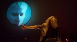 ‘MDLSX’, una reflexión sobre las barreras entre géneros y la intersexualidad