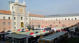 La Navideña Feria Internacional de las Culturas debuta en Conde Duque