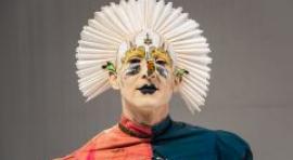 Clausura de Siren, la instalación sonora de Ray Lee, con una intervención de street art