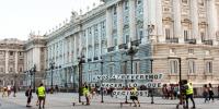 Proyecto pregunta frente al Palacio Real 