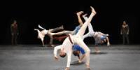 Acrobacias desde Tánger, música árabe electrónica y teatro para bebés en la primera semana de abril
