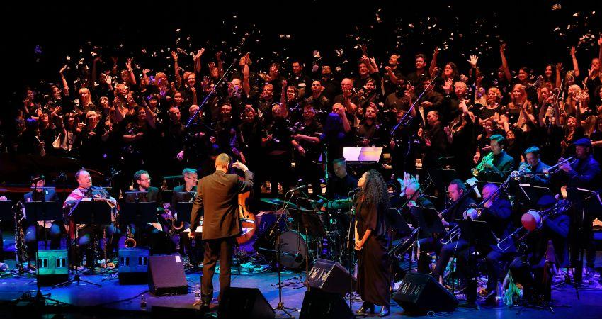Matthew Herbert Brexit, Big_Band_Barbican. Foto de Mark Allan. 