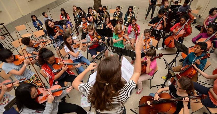 ¡DALANOTA! ©Maya Balanya