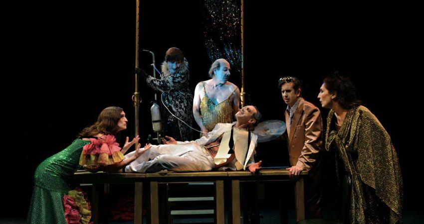 "El desguace de las musas" ©Víctor Iglesias