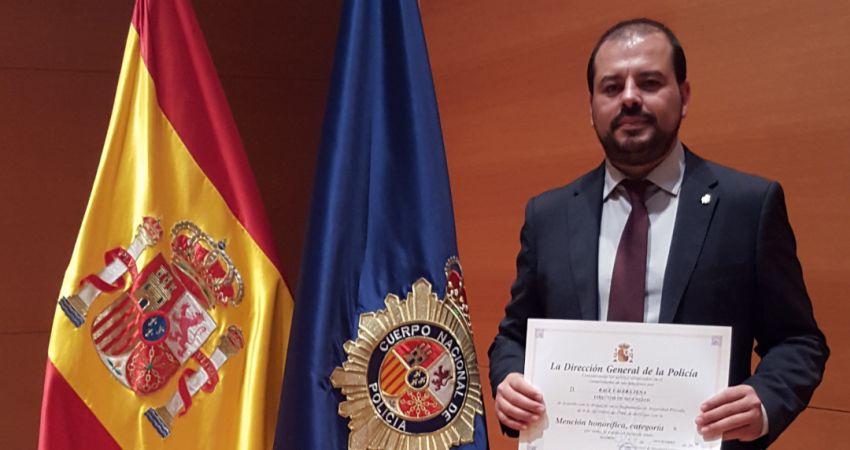 Raúl Varela Mención Honorífica