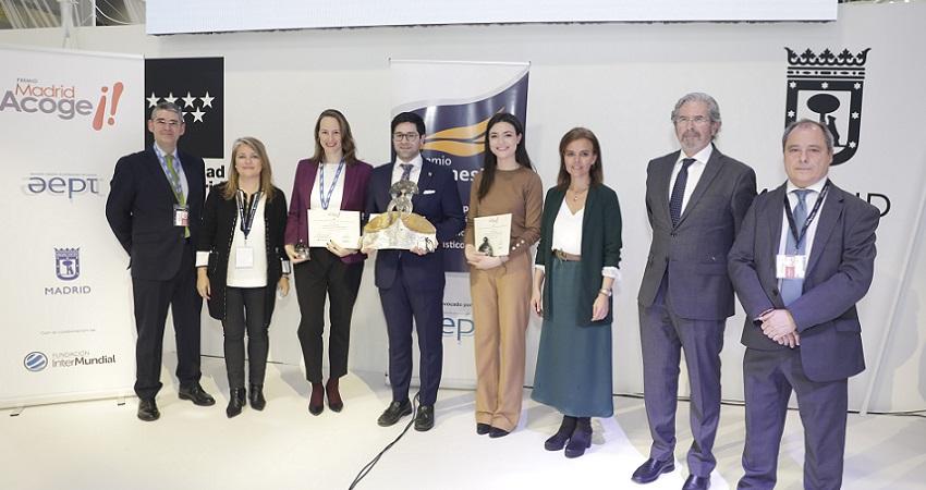 Almudena Maíllo en la entrega de los premios Madrid Acoge y Hermestur