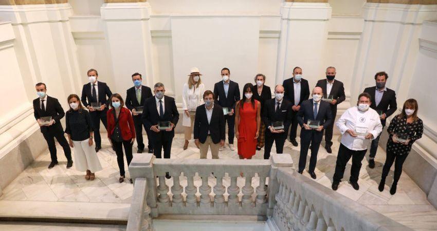 El Ayuntamiento reconoce la labor de 12 empresas e instituciones del sector con motivo del Día Mundial del Turismo que se celebra este domingo