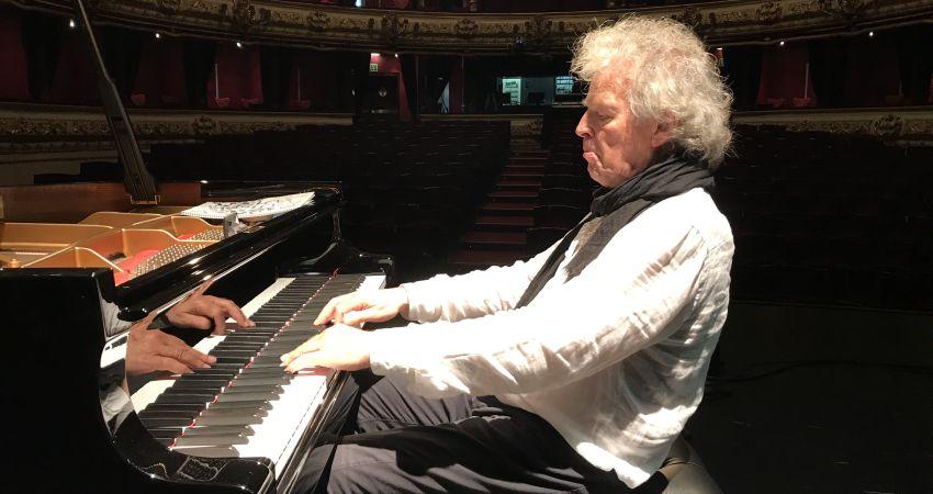 El pianista alemán Joachim Kühn