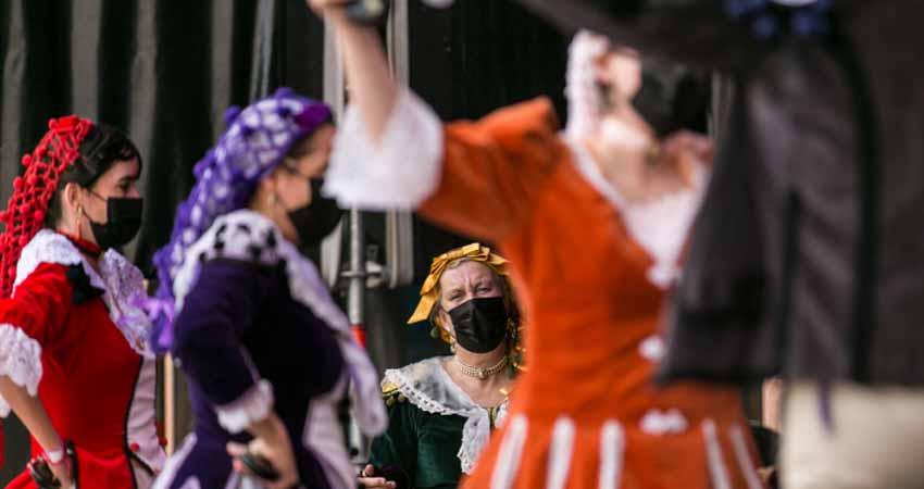 n Matadero hay una muestra de Folclore que las Casas Regionales de Madrid 