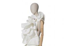 Creadores de moda dialogan con la literatura de Shakespeare y Cervantes en Conde Duque