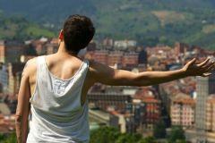 ‘Algunas cosas en algún lugar’, en Naves de Matadero, música sacra para la Semana Santa y performance-concierto en Retiro
