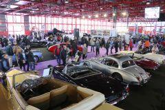Los aficionados a los coches clásicos y a las motos tienen una cita en el Pabellón de Cristal
