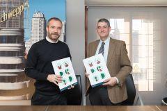 Firma del acuerdo de patrocinio del premio “Madrid Acoge”