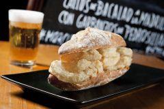 El bocadillo de calamares madrileño vuela por Europa