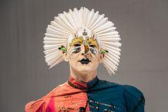 Clausura de Siren, la instalación sonora de Ray Lee, con una intervención de street art